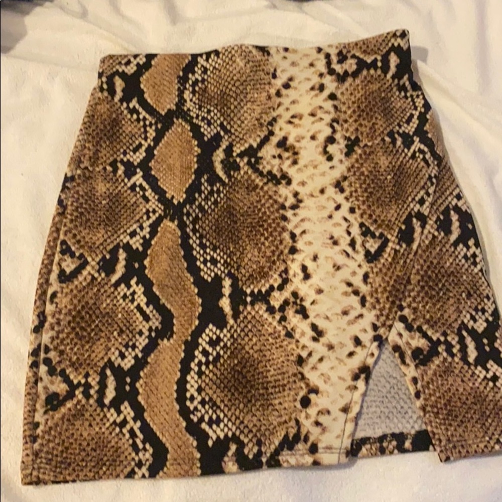 Size small Windsor skirt worn once